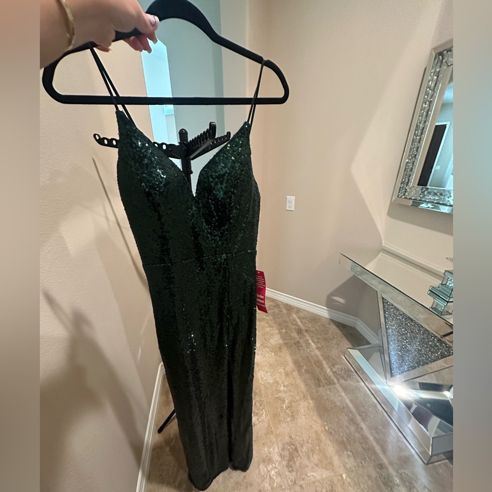 Evening gown- emerald green- sequence- brand new! Size 11/12